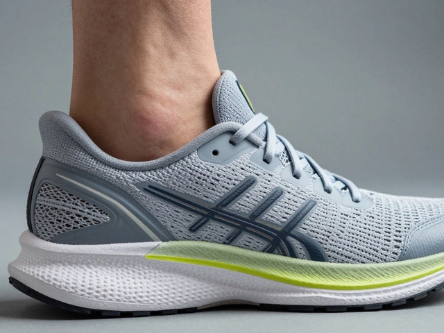 Should running shoes be snug: The ultimate fitting guide